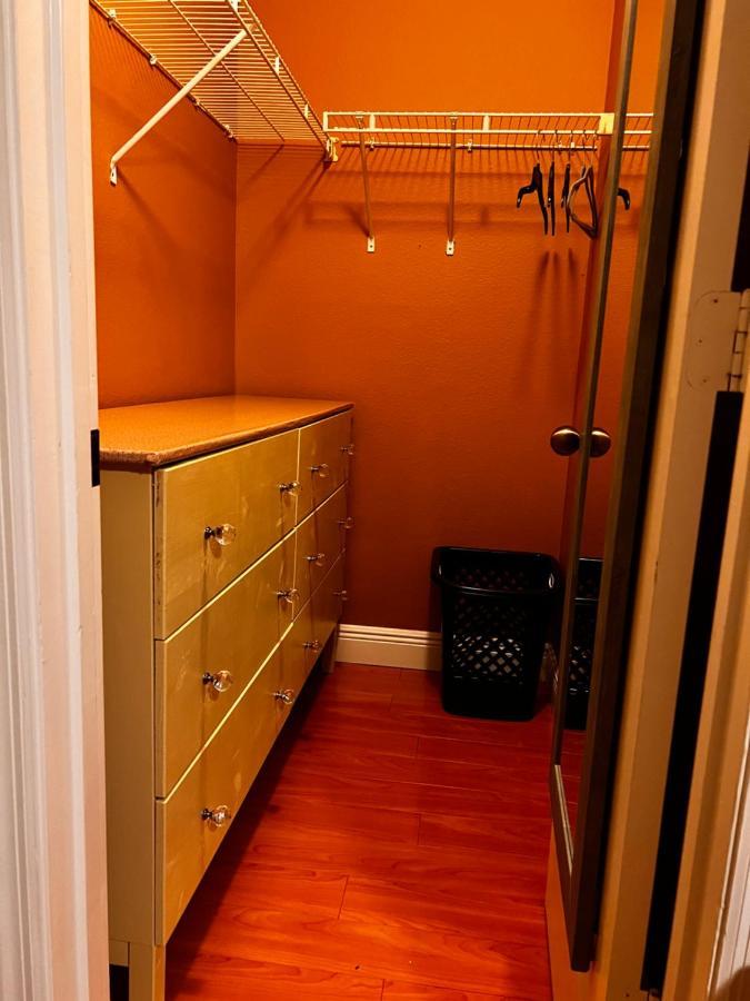 Modern Room With Shared Bathroom Alafaya Εξωτερικό φωτογραφία
